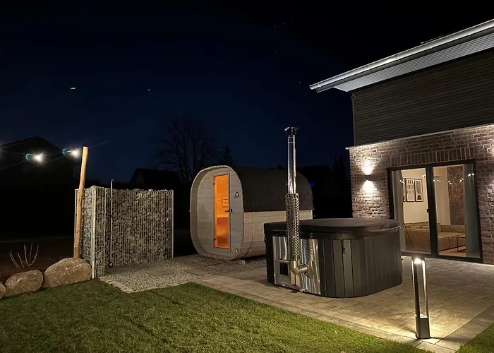 Villa Heidetraum, 20 Gaeste, Sauna, Pool